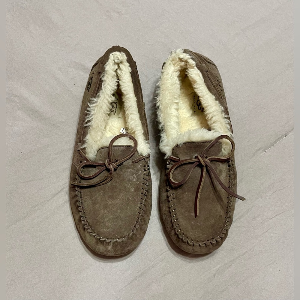 🟤UGG Dakota - Womens Espresso Driving Moccasins